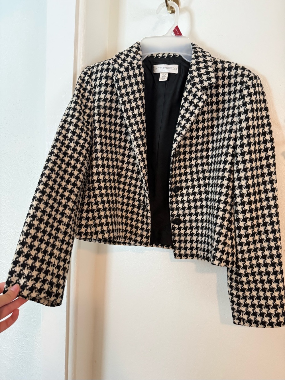 Petite Sophisticate Black & White Houndstooth Cropped Blazer